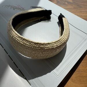 Hairband, rustic style. Very comfortable.